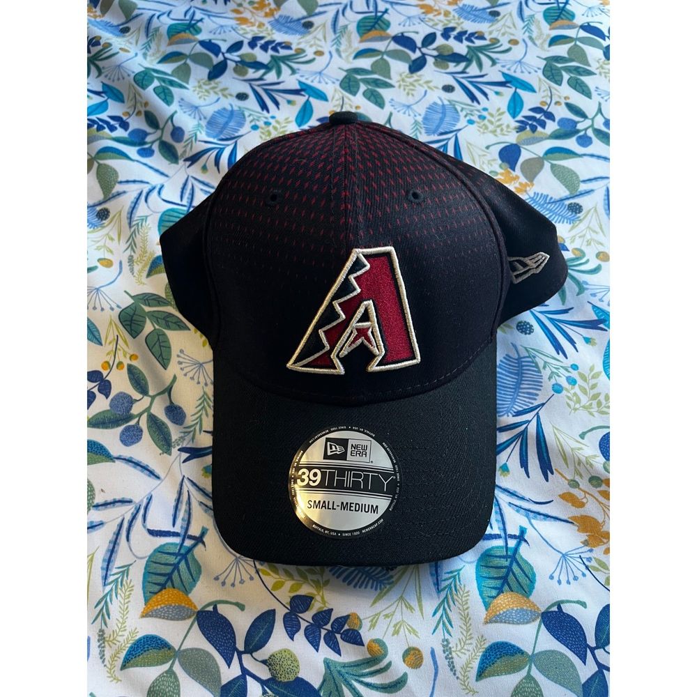 Arizona Diamondbacks D-Backs 39Thirty New Era Men's Small Medium Hat NWT
